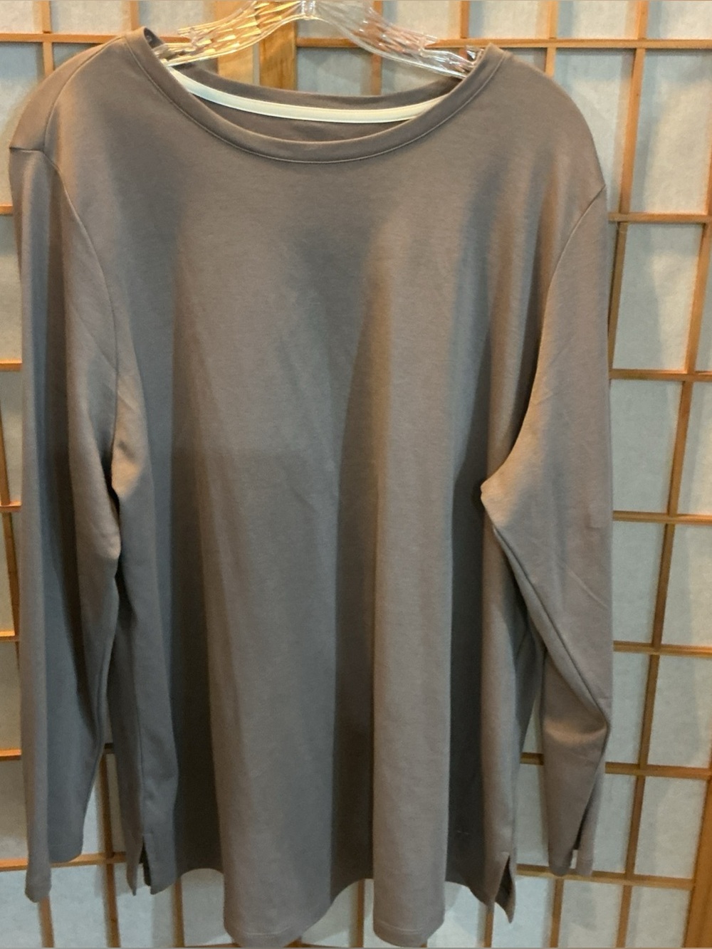 NEW ISSAC MIZRAHI LIVE ESSENTIALS TOP